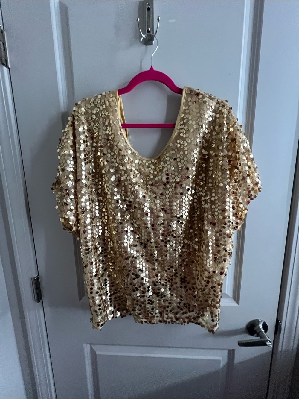 Source Unknown Gold Sequin Short Sleeve Top